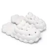 Slippels massagebubbelglaasjes met charmes Women Men Nonslip Soft Eva Golf Ball Cloud Cushion Sandals 2403d