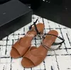 2024 Fashion Womens Sandals Channel Luxury Brand Summer Leather High Heel Leisure Holiday Flats