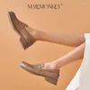 Scarpe casual mocassini retrò Malemonkey da donna cuoio cuoio penny 2024 Office di moda Black Round Toe Flats non slip Femmina fatta a mano