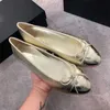 dames schoenen sandalen ontwerper slippers ballet plat kanaal merk gewatteerd lederen bowknot ronde dames schoen lederen jurk ontwerper schoenen ballet flat hiel luxe schoen