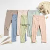 Byxor Baby Girls Leggings Casual Long Pants Autumn Toddler Girls Skinny Trousers Fashion Solid Tights 0-4Y H240509