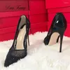 Chaussures habillées Doris Fanny Black Crystal Mesh Magnifique talons hauts mariés Pumps pour femmes grandes taille