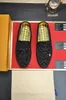 10model yeni kahverengi tasarımcı loafers erkekler için slip-on yuvarlak ayak parmağı katı siyah püsküller iş erkek lüks elbise ayakkabı boyutu 38-46 ücretsiz kargo