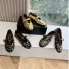2024 Lady Sheepskin Leather Ladies Flat Heels Sandals Shoes Ballet Round Toe Hollow Out Buckle Summer Europe and America Catwalk Slip-On Net Rivets Siz 34-43 Strap