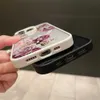 Mobiltelefonfodral lyx Retro Floral Magnetic Magsafe Wireless Charging Case Lämplig för iPhone 15 11 13 14 Pro med maximal transparent chockabsorbering J240426