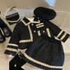 Badkläder Girl 2 Piece Tweed Set Winter Suit -kläder för 110 års BARNS BOMOLLE POLLED JACCH COAT+KIRT KIDS CLASSIC OUTFITS