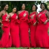 Ny Red One Shoulder Mermaid African Dresses Ruffles midja Applices Beaded Gold Bridesmaid Dress Plus Size Wedding Gästklänning 2024