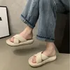 Designer Sandals Femmes Slide Talons Chaussures Bonnes marchandises La rangée Casual Herringbone Slippers Dailywear Flat Bottom Bread Bread Beach Chaussures E60Q