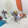 Northeuins żywica Dachshund Pain Paint Graffiti Art Figurki do kolekcji wnętrz Przedmiot domowy salon Dectop Decor Obiekt 240416