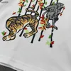 Moda Bebek Takipleri Yaz Boys Takışlar Çocuk Tasarımcı Giysileri Boyut 100-160 cm Tiger Desen Baskı T-Shirt ve Yeşil Şort 24 Nişan