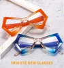 サングラスクリアキャットアイスペクトル透明な光学フレームビンテージファッションリーディングメガネ処方眼鏡