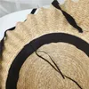 Летняя солнечная шляпа волна края солома, привязанная к круглой вершине Большой пляж EAF Simple Flotsable Brim UV защита женщин кепка 240415