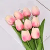 Tulip Flower Artificial Tulip Bouquet 35pcs pema de espuma falsa Decoração de casamento de flores de casamento Home Garden Bouquet Decoração Presente 240425