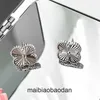 Designer Luxury Jewelry Earring New Four Leaf Grass Fragmented Ice Earrings for Womens Pure Silver 925 Minimalist and Unique Design High Grade