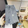 Pantaloni da donna Shorts Women Shors strappato pantaloni lunghezza della donna estate 2024 Nuova pantaloni ciclistici a divulgazione a vita alta coreana Y240425