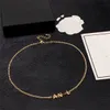 Kvinna hänge halsband 2023 senaste cclies guld chokers halsband lyxiga designer smycken kvinnor män klassiker c logotyp pärltröja kedja 2907