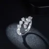 Дизайн ниши в INS Wind Momulberry Stone Emerald Drop Round Diamond Ring S925 Серебряное покрытие 18 -каратного золотого кольца