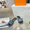 Sandales romaines vintage de sandales de sandale de sandales de sandale de sandale jumelées avec des chaussettes de bouche de vache de vache sandales en cuir de haute qualité de haute qualité
