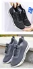 Shipping Men Free Donne Running Scarpe allacciate in pizzo anti-slip grigio nero grigio ridotto rosse viola allenatori sportivi sneaker gai