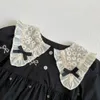 Rompers Spring New Lace Collar Baby Romper Infant Black Flower Bodysuit Girls Cotton Jumpsuit Clothes H240426