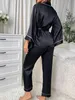 Pyjama simple en satin ensemble Robe à manches longues avec ceinture V Neck Elegant Loungewear Womens Sleepwear 240415