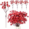 Fleurs décoratives 5pcs Berries de Noël rouges Stamis de baies de houx artificielles Ornements de couronne de bricolage