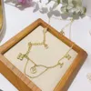 18k guldpläterad rostfritt stål halsband choker kedje bokstav lås hänge på mode kvinnor halsband bröllop smycken tillbehör