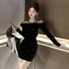 Casual Dresses 2024 Spring Small Black Dress French Style Celebrity Mesh Velvet Rhinestone Ladies Slim Fit Wrap Hip Party Autumn