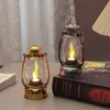 Lampa elektroniczna LED Christmas Retro Mała lampa olejowa elektroniczna lampa świeca Kreatywna nostalgiczna ozdoby biurka wiatrowego