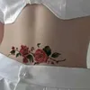 Transfert de tatouage Autocollant de tatouage pour femmes Sticker de couverture de ventre de rose de poitrine 1 Taille de feuille 12-19 cm 240426