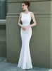 Sukienki z pasa startowego yidingzs seksowna biała backless cekinowa sukienka wieczorowa 2021 Nowe kobiety imprezy bodycon maxi sukienka Y240426