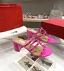 Designer de haute qualité V talons sandals mode Valentine Sandale Luxury Rivet Slides Femmes Vlogo Platform Slipper 34554