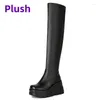 Bottes Boots Black Care Talons Long High Boot 2024 Winter Shoes Woman Platform sur le genou pour femmes Rain étanche