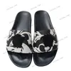 Slide da piscina da uomo Slides Designer Slipper Designer Sandali Donne Uomini Black Black Sole in gomma Slider 2024 Summer Beach Flip Flops Flat Flats Piatti di zecca Vintage Nuove piattaforme