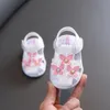 2024 Sandalen Zomer baby Babymeisjes Anticollision Peuter schoenen Soft Bottom echte leer kinderen kinderen strand