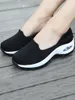 Chaussures décontractées 2024 Femmes Walking Slip on chaussettes Sneakers Lady Girls Shoe Mesh Air Cushion Plateforme Plate-forme Fashion 1905