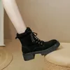 Stiefel 2024 prägnante Frauen Schnee -Knöchelqualität Kuh Wildleder Leder warmes Plüsch dicke Heels Schuhe Frau Winterbüro Damen reifen