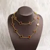 Дизайнерское ожерелье высокого класса Ванклефф для женщин Золотое двойное счастье Счастливое клевер Двадцать цветочных ожерелье с модным и продвинутым стилем