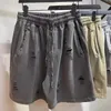 Versleten flodderige shorts Cut-up vintage shorts 240419