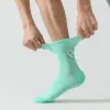 Socken 1 Paar laufende Socken für Männer und Frauen, Kurzrohrhandtuchboden, Low Top Marathon, Fitness -Basketball -Socke
