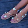 Chaussures décontractées 2024 Femmes d'été Sandales Sweet Boho Pearl Decoration Cuir Flats Plus taille de sable de plage Holiday Zapatos