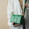 حقيبة كتف مصغرة للسيدات حقيبة مصممة للعلامة التجارية الفاخرة حقيقية من الجلد المنسوجة مربعة حقيبة مربعة متقدمة 2024 جديدة