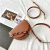 Sac authentique chaînes en cuir sacs d'épalsine de luxe semi-cercle semi-cercle messager 2024 dames bolsas bolsas féminina