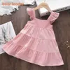 Flickas klänningar björnledare sommaren 2023 Ny casual baby kid flicka spädbarn ärmlös ruffles prinsessan klänning söt solid färg koreanska barn klädsel2404