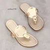 Snake Emed Leather Sandal Designer glissades pantoufles femme blanc noir brevet jaune rose sier tongs