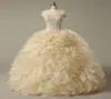 2020 Novos vestidos de baile sexy de champanhe vestidos quinceanera com miçangas cristais com laço up sweet 16 vestidos 15 anos vestidos de baile estoque 216 5727992