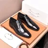 Men Loafers Designer kledingschoenen Echte lederen Italiaanse luxueuze handgemaakte slip op mannelijke trouwschoenen Maat 38-45