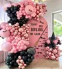 Décoration de fête 133pcs Halloween Black Rose Rose Gol Balloon Garland Arch Kit pour thème d'anniversaire décor de douche de bébé