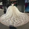 Champagne de luxe Quinceanera Robes Golden en dentelle Applique chérie princesse douce 15 ans de robe de fête d'anniversaire 16 ans