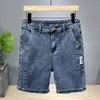 Jeans masculinos Verão fino masculino shorts jeans de jeans da moda e casual elástico